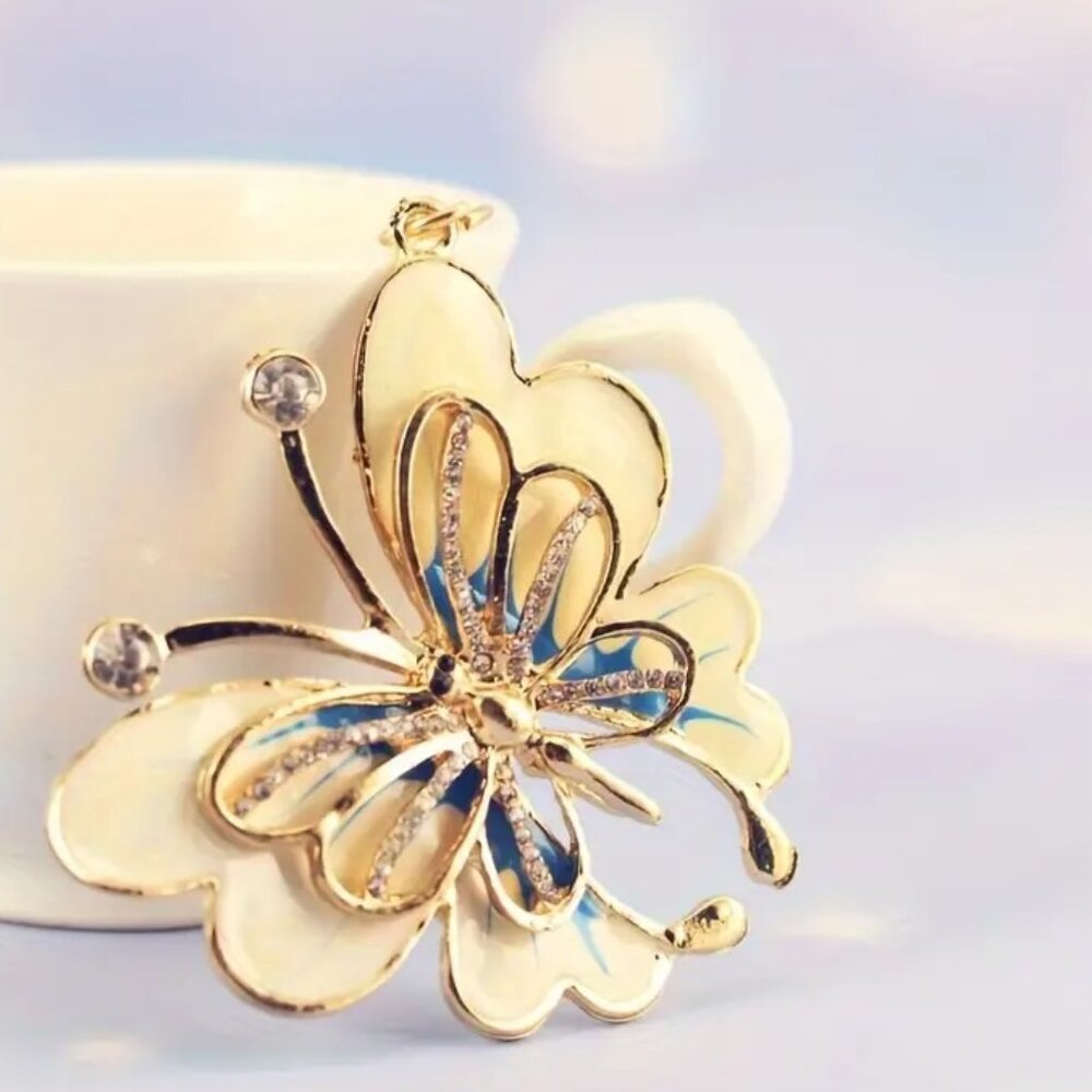 Ivory & Blue Butterfly Bag CHarm Keychain